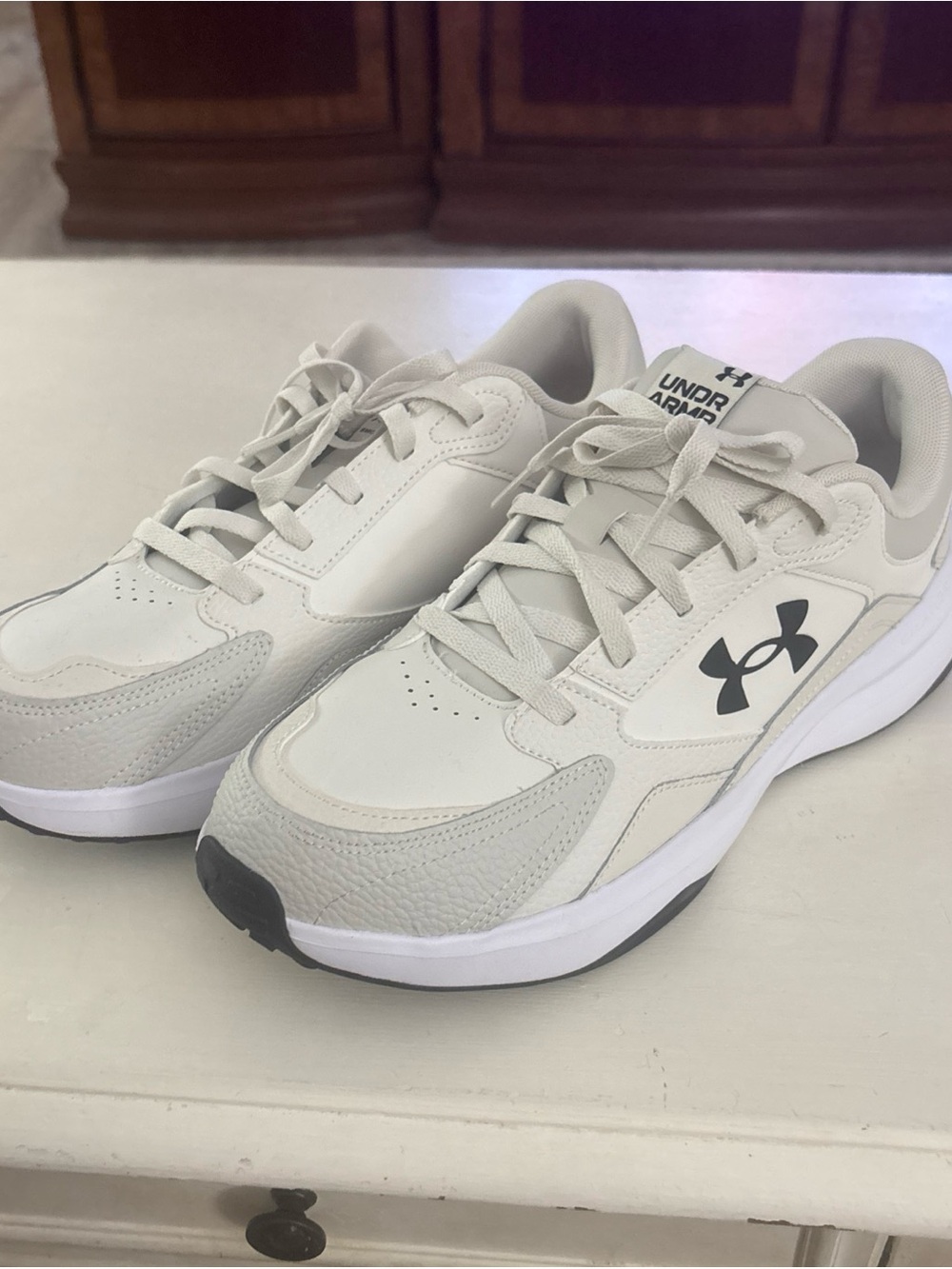 Under Armour Light Gray and White Lace-Up Leather Athletic Sneakers Size 13